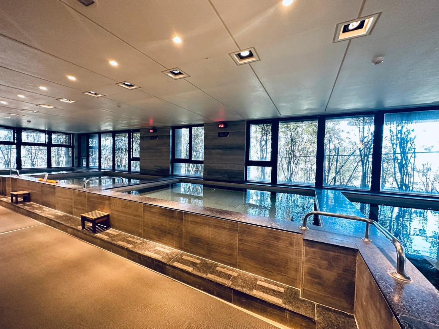Cuncyue Hot Spring Resort Luodong Dış mekan fotoğraf A modern onsen in Tokyo
