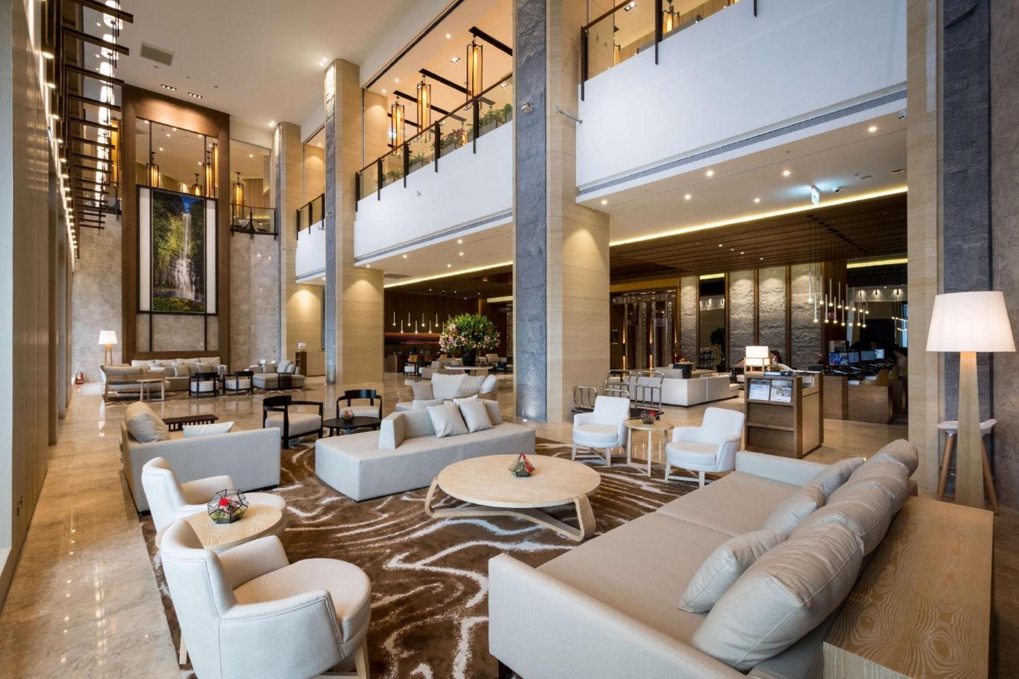 Cuncyue Hot Spring Resort Luodong Dış mekan fotoğraf The lobby of the hotel